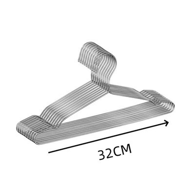 ग्रे धातु हैंगर